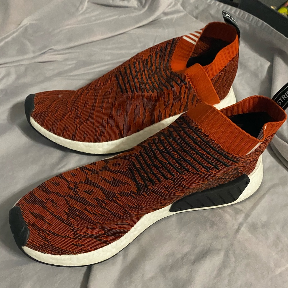 Red/Black Nike flyknit sock slip on sneaker - 13
